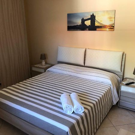 Alexander Home 庞贝 外观 照片