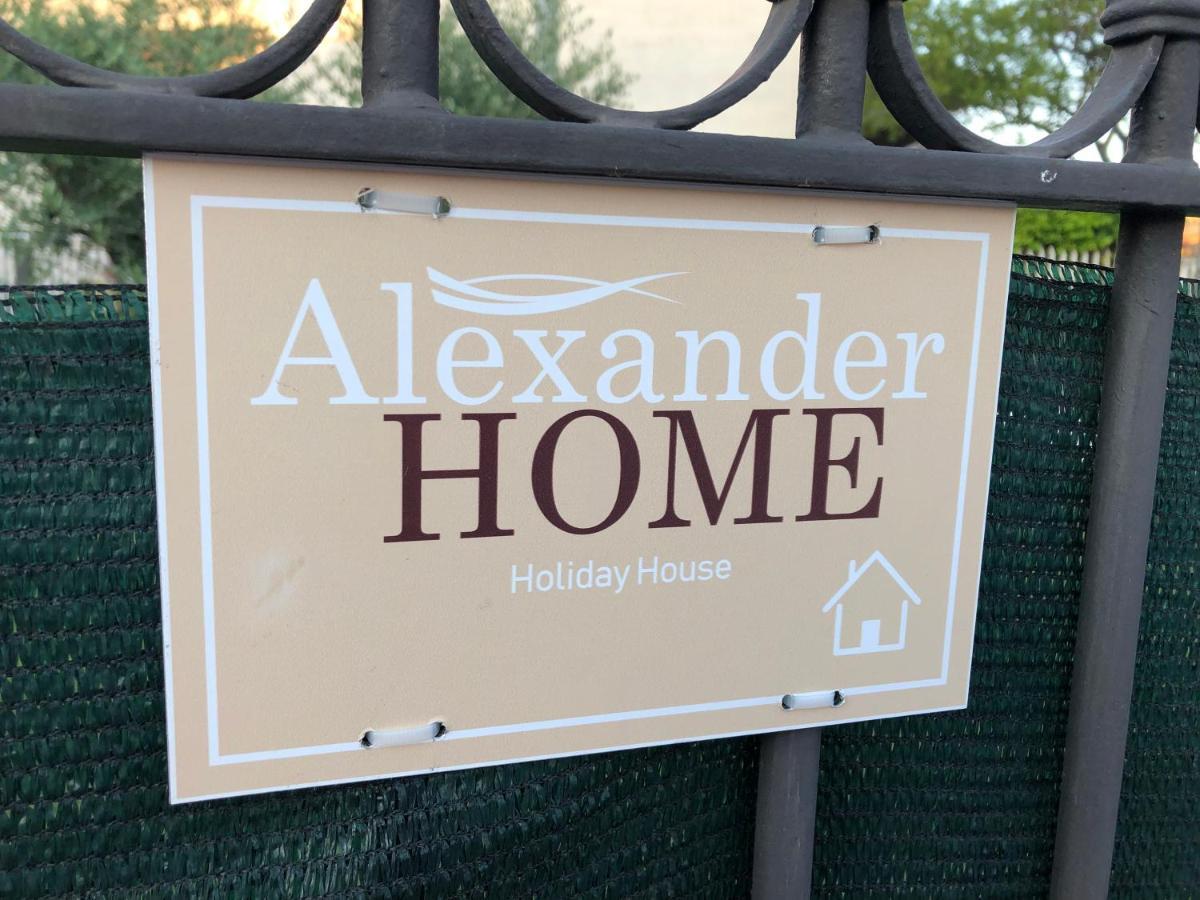 Alexander Home 庞贝 外观 照片